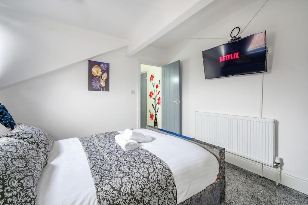 -16Pt- For Your Relaxed & Cosy Stay & Free Parking Лидс Экстерьер фото
